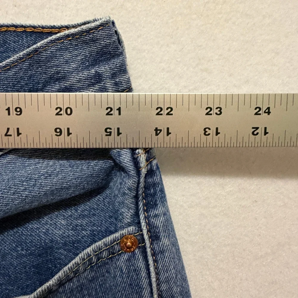 Levis 550 Relaxed Fit Tapered Leg Jeans Mens 44x36 Medium Wash Blue Denim